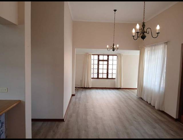 2 BEDROOM TOWNHOUSE FOR SALE IN STILBAAI-WES